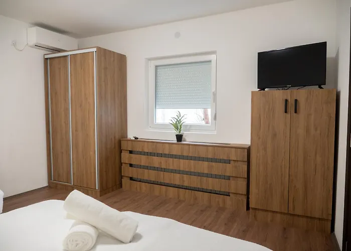 Megdan Prenociste * Požarevac